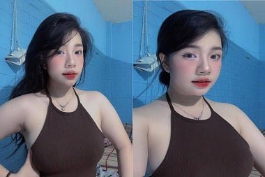 Linda garotinha de roupas íntimas na cama